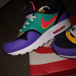 Nike Air Max 1 Game Size 5.5y